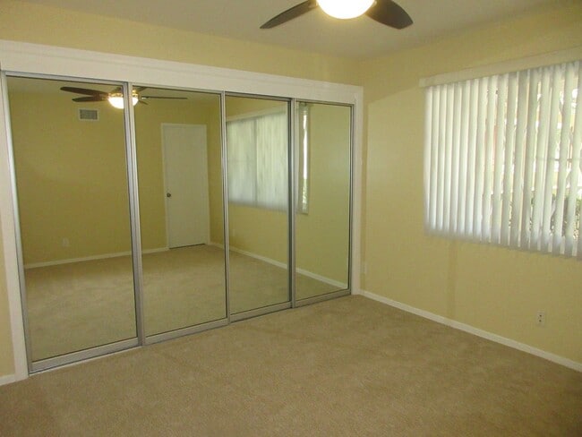 Building Photo - Beautiful Porter Ranch 3 Bedroom home on B...