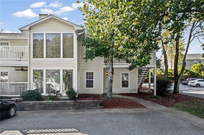 Building Photo - 401 Augusta Dr