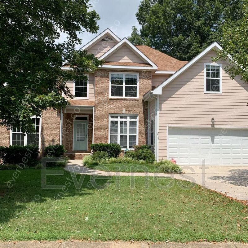 Primary Photo - 5560 Crooked Creek Dr