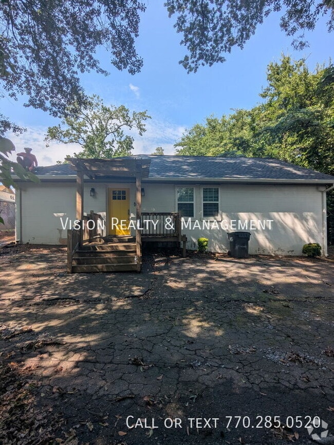 Building Photo - 1662 Ware Ave