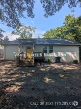 Building Photo - 1662 Ware Ave