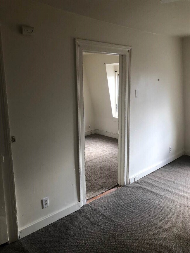 Building Photo - 60 Myrtle Ave