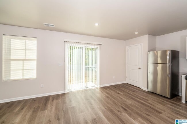 Building Photo - 130 Stevens Cv Dr