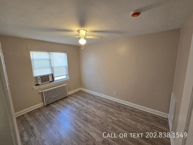 Foto del edificio - 109 O St SW