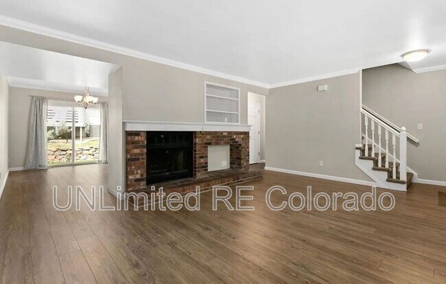 Foto del edificio - 7121 E Briarwood Cir