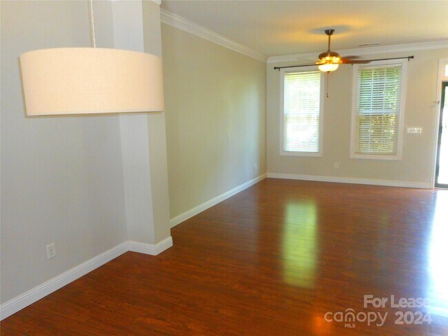 Building Photo - 11149 Cedar Walk Lane