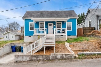 Building Photo - 318 Wake Pl