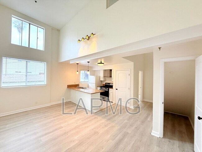 Foto del edificio - 432 N Kingsley
