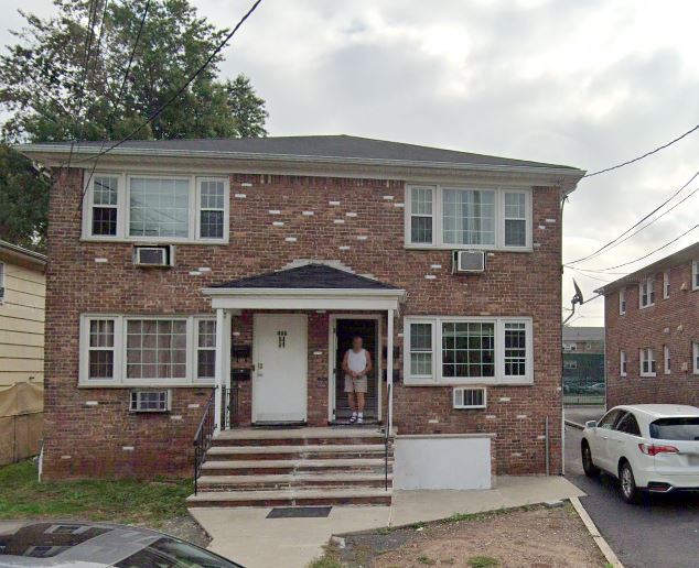 2 bedrm/1bath Available - 410 Erico Ave