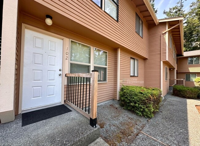Building Photo - 1201 SW Harrier Cir