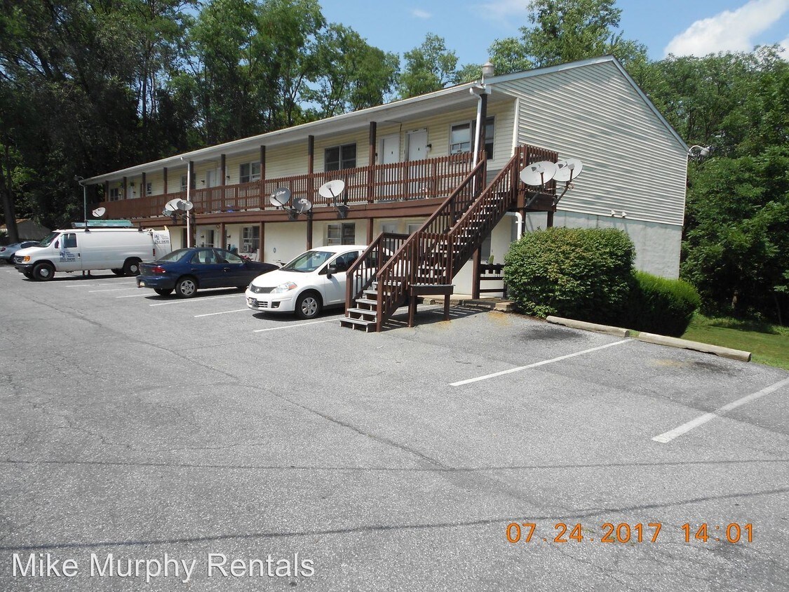 403 S Baltimore St, Dillsburg, PA 17019 Room for Rent in Dillsburg