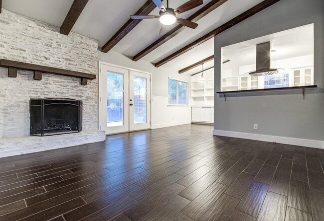 Foto del edificio - 4903 Powder River Rd
