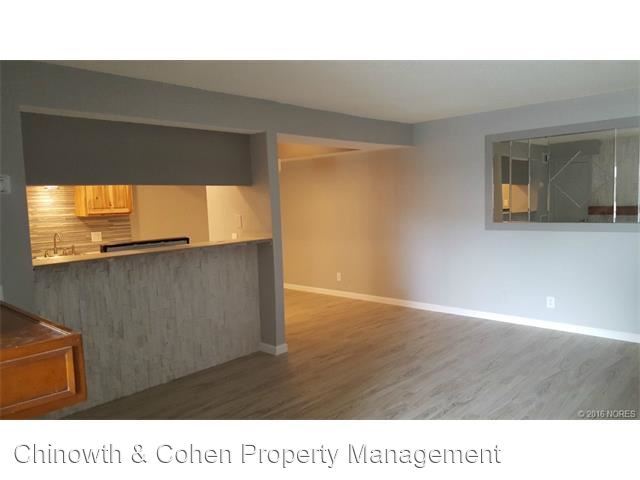 Building Photo - 2 br, 2 bath House - 2216 E 66th Pl Unit 1802