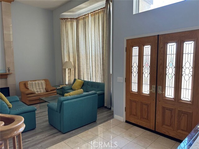 Building Photo - 2351 Ridgeview Ave