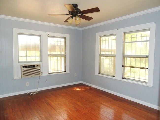 Building Photo - 12701 Woodworth Dr