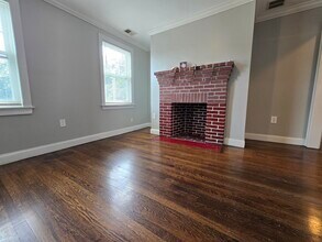 Building Photo - 4803 Washington St