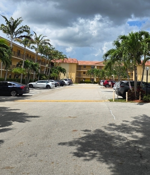 Building Photo - 11453 NW 39th Ct