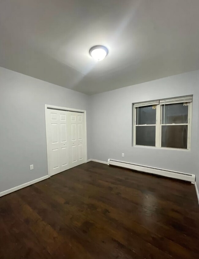Building Photo - 345 Sanford Ave