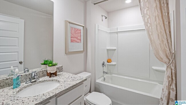 Foto del edificio - 136 Aberdeen Lp