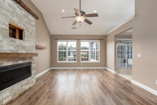 Building Photo - 4734 Harvest Dr