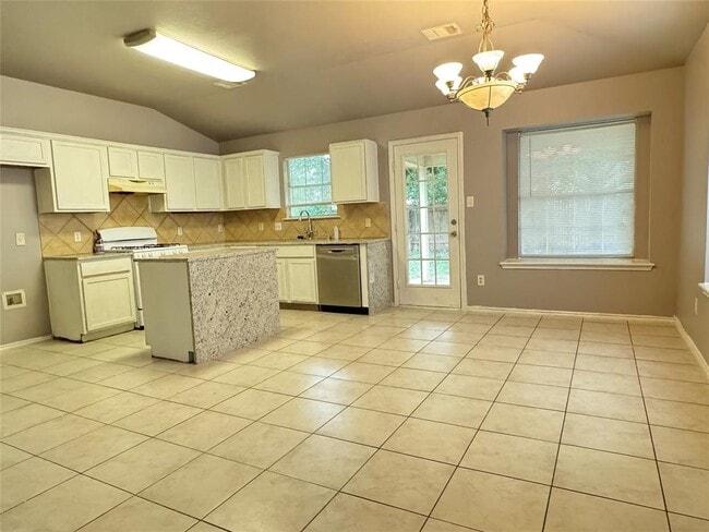 Building Photo - 1412 Vanilla Bean Dr