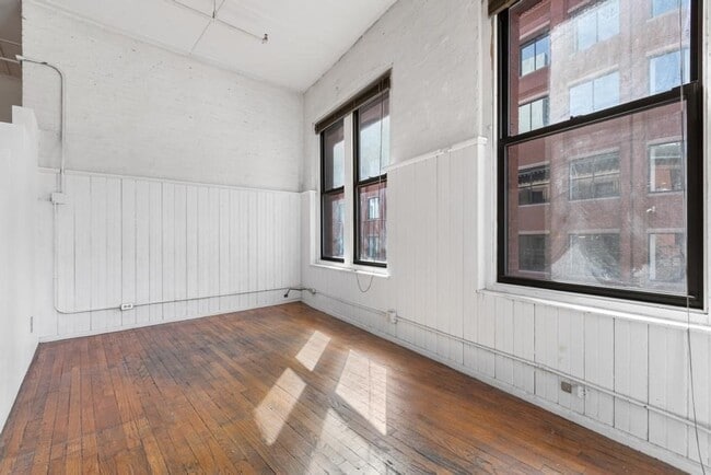 Building Photo - 96 South St