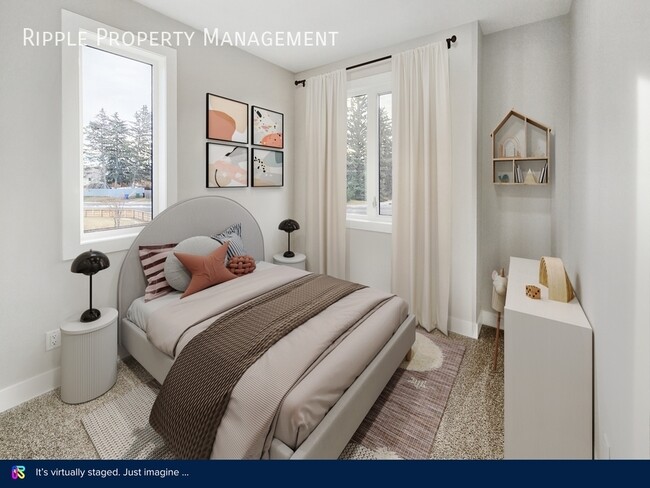 Building Photo - AMAZING 3 BEDS 2.5 BATHS BRAND NEW TOWNHOUSE