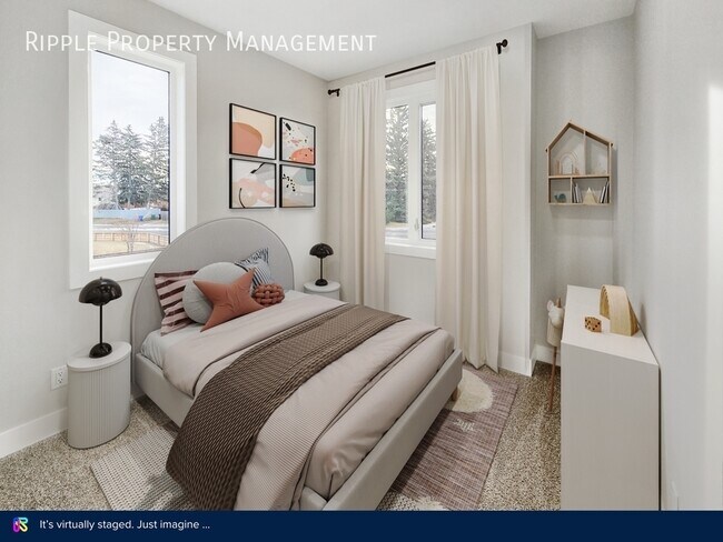 Photo du bâtiment - AMAZING 3 BEDS 2.5 BATHS BRAND NEW TOWNHOUSE