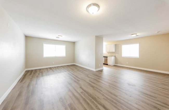Foto del edificio - 2251 W Roeser Rd