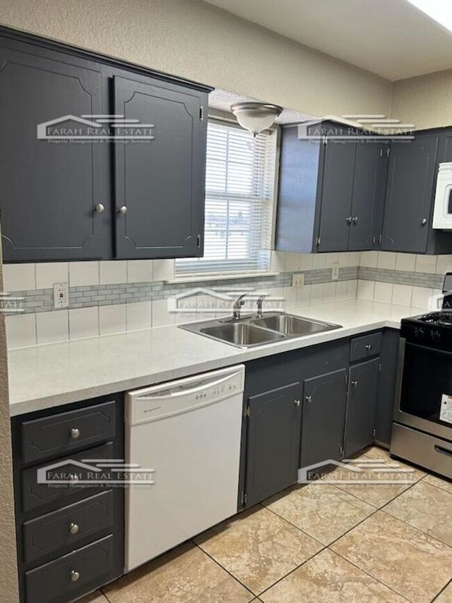 Foto del edificio - 2/1 Unit- Now Available in Irving, TX!