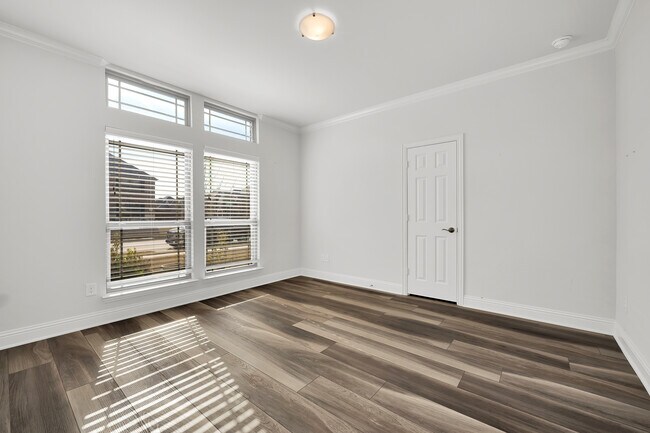 Building Photo - 12840 Platt Dr