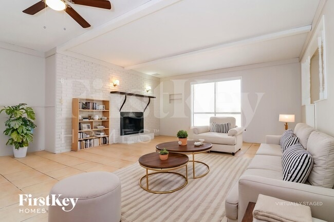 Foto del edificio - 10603 W Seldon Ln