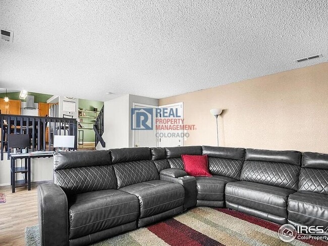 Building Photo - 465 S 24th Ave