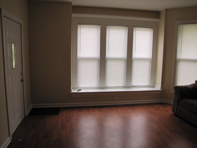 Foto del edificio - 1120 LeClaire St