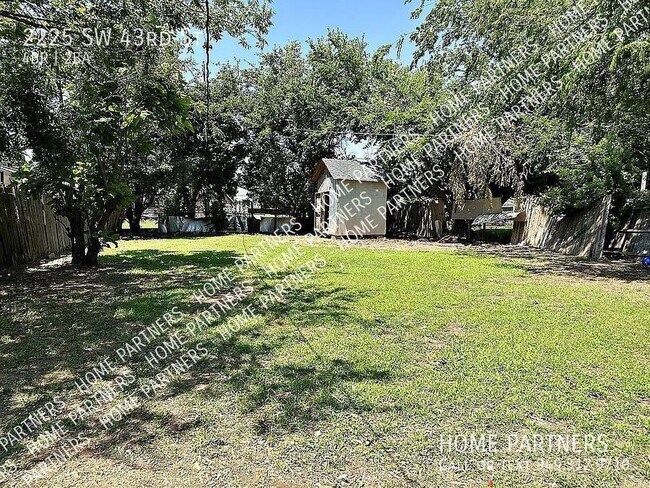 Foto del edificio - Rent to Own Home with $8,000 Down - NO Ban...