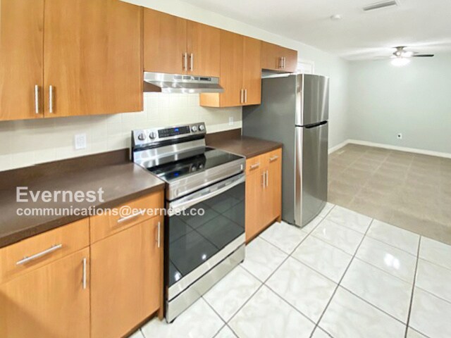 Foto del edificio - 707 Carlton St