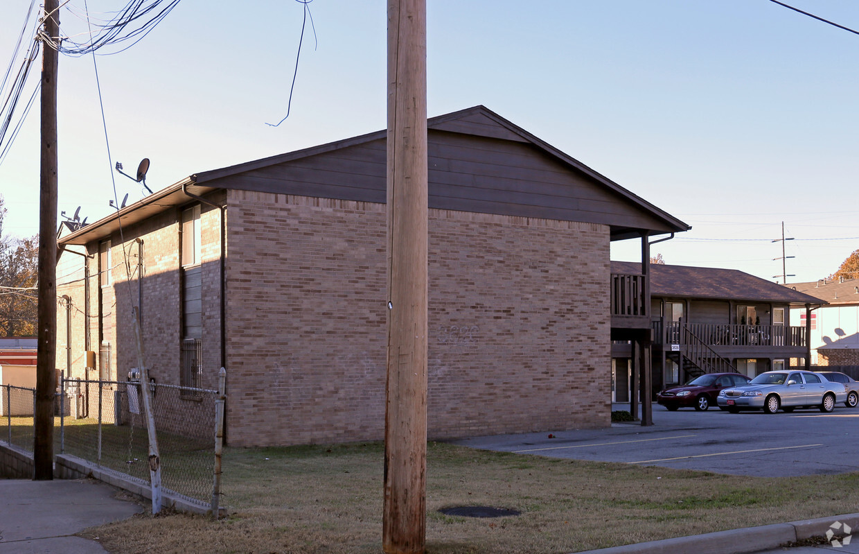 Building Photo - Kimberly Apartments