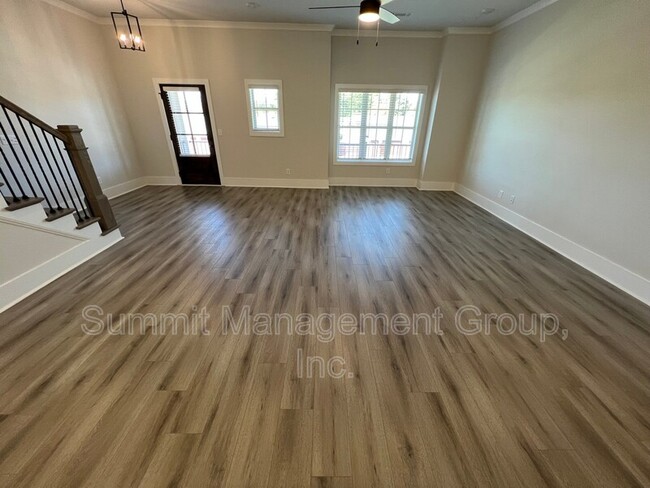 Building Photo - 859 Duck Walk Wy