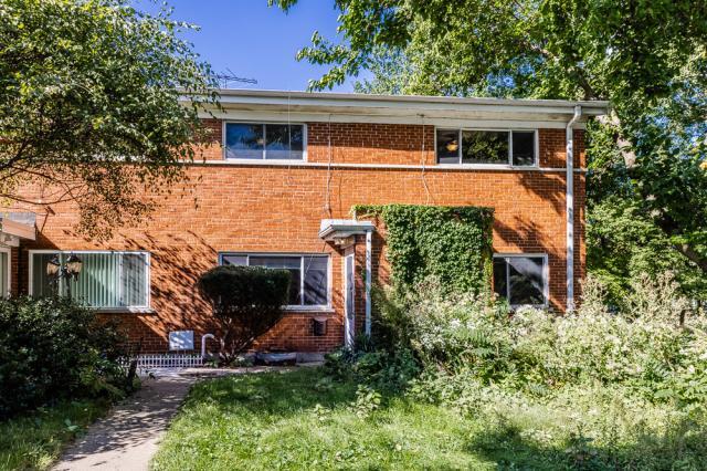 Primary Photo - 3 bedroom in Evanston IL 60202
