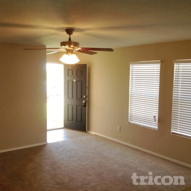 Foto del edificio - 1412 Royal Meadows Tr