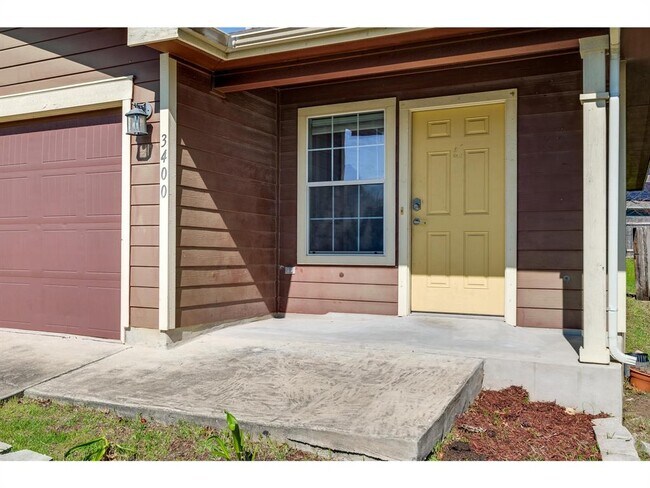 Building Photo - 3400 Autumn Bay Dr