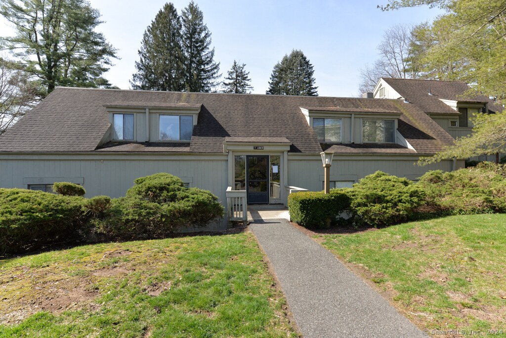 7 Heritage Village Unit D, Southbury, CT 06488 Condo for Rent in