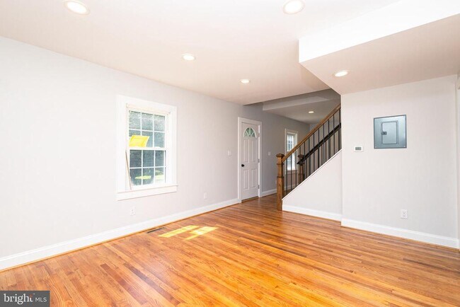 Building Photo - 16157 Patrick Ave
