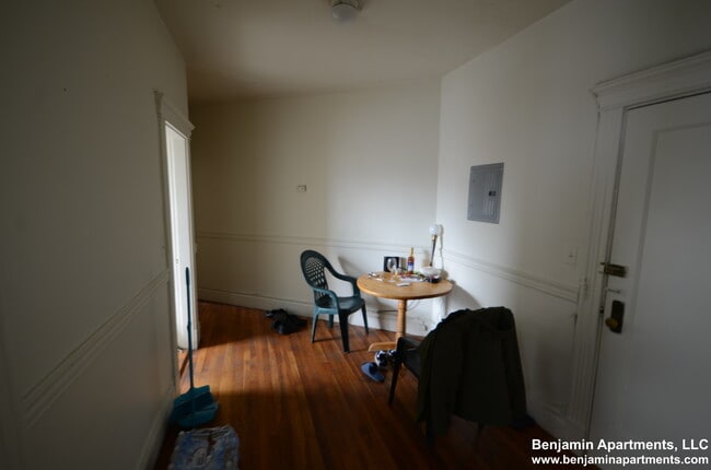 Foto del edificio - 1350 Commonwealth Ave