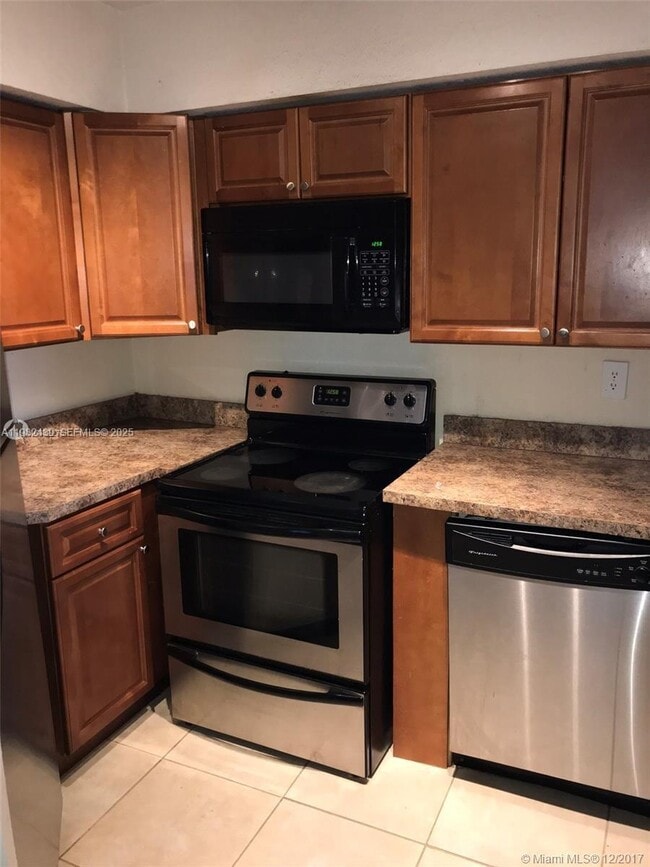 Foto del edificio - 8205 SW 152nd Ave