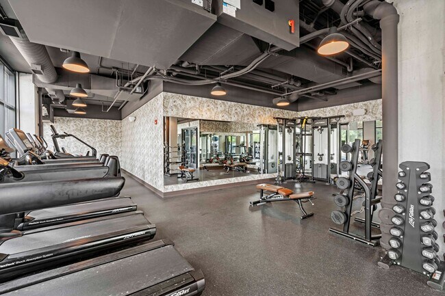 Foto del edificio - 1487 S Blue Island Ave