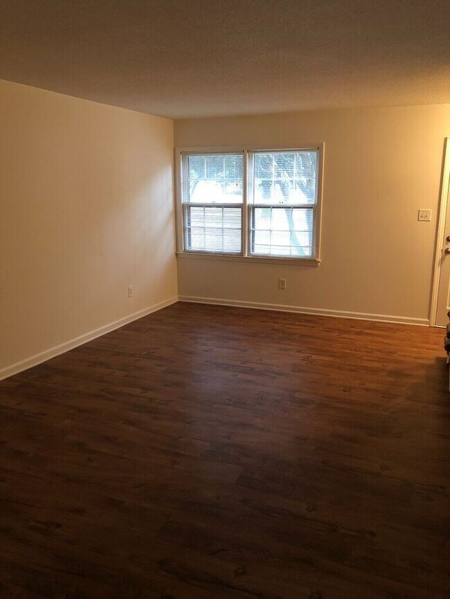 Foto del edificio - 4780 Old Lantern Way