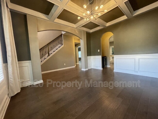 Building Photo - 236 Cedar Wy