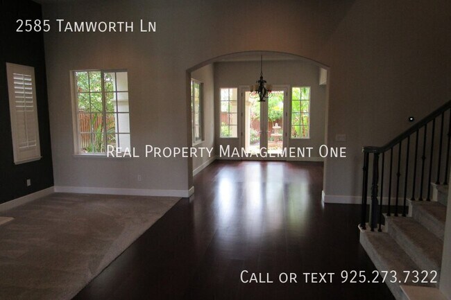 Foto del edificio - 2585 Tamworth Ln