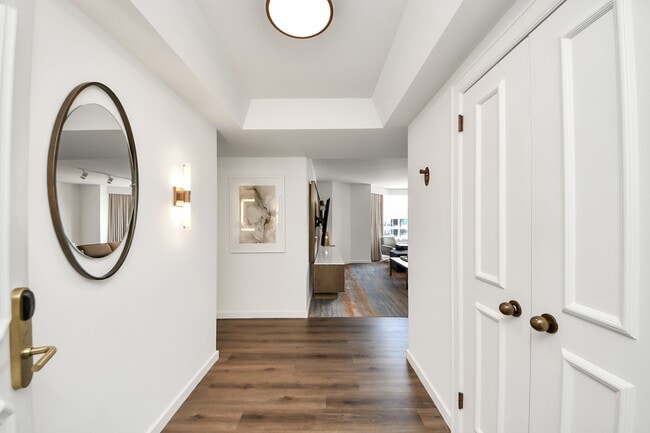 Building Photo - 1300 Lamar St